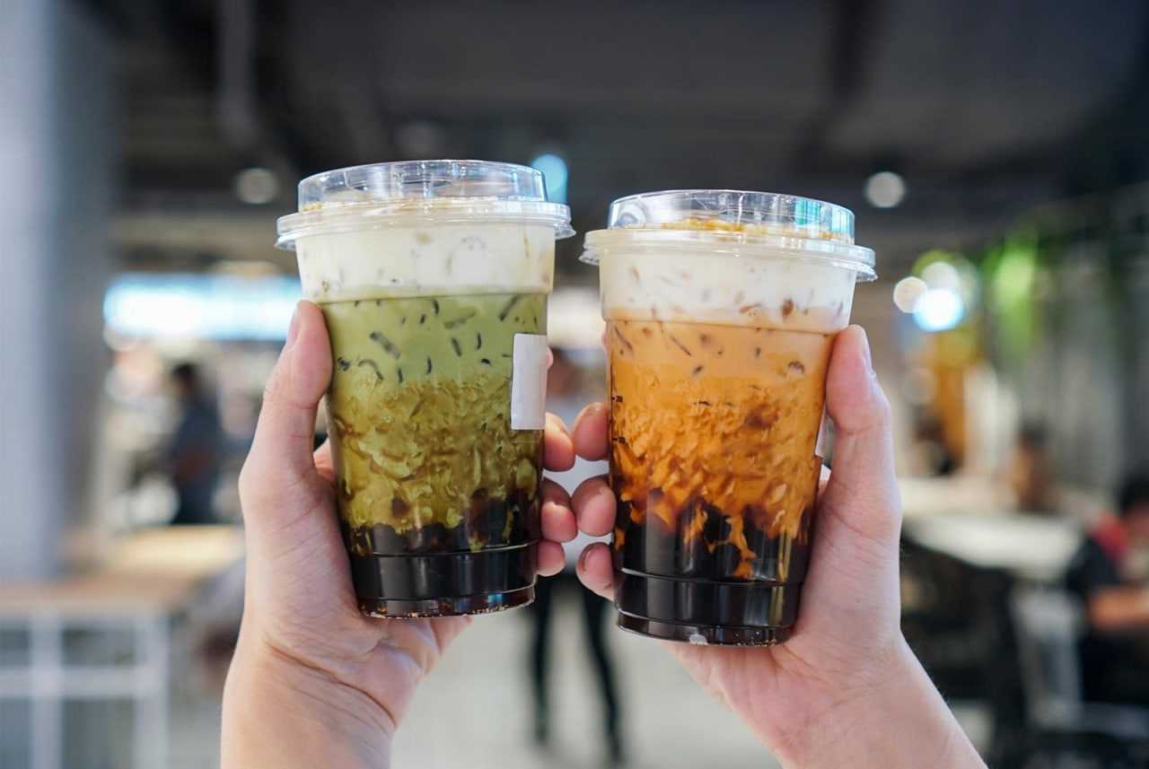 常喝鲜奶茶容易导致肾结石？专家给答案了喝茶、吃巧克力、腰果都要注意